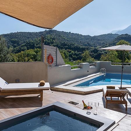 Verekinthos Villas - Pool, Hot Tub, Bbq, Kids Playground, Stunning Mountain Views Yerolakkos Екстер'єр фото