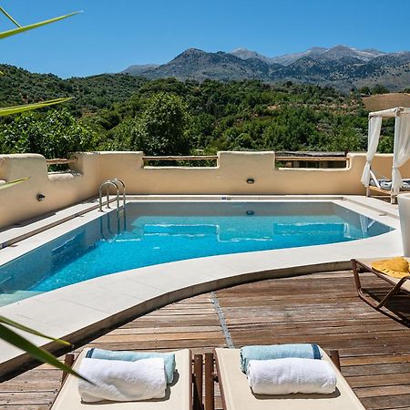 Verekinthos Villas - Pool, Hot Tub, Bbq, Kids Playground, Stunning Mountain Views Yerolakkos Екстер'єр фото