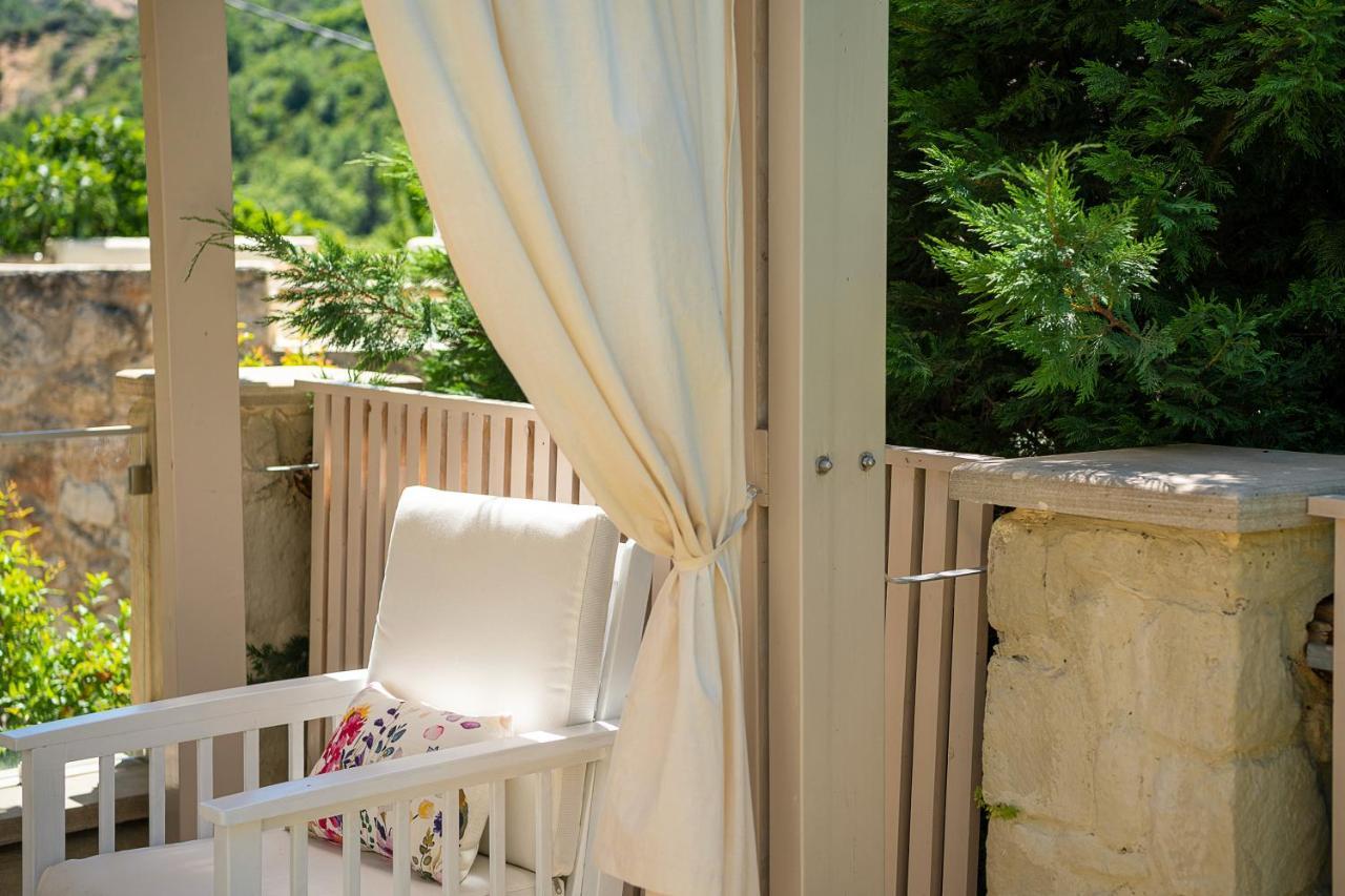 Verekinthos Villas - Pool, Hot Tub, Bbq, Kids Playground, Stunning Mountain Views Yerolakkos Екстер'єр фото
