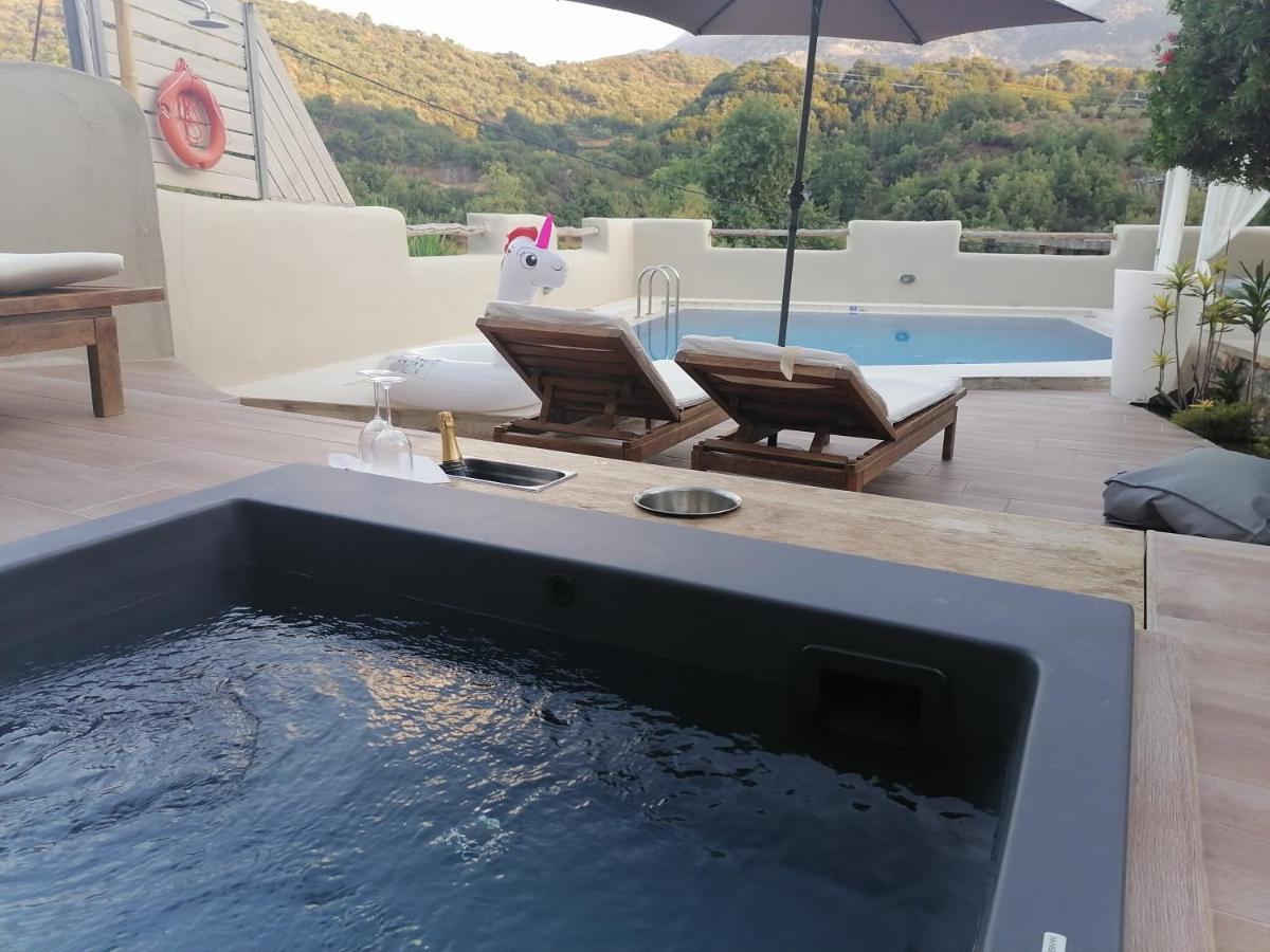 Verekinthos Villas - Pool, Hot Tub, Bbq, Kids Playground, Stunning Mountain Views Yerolakkos Екстер'єр фото