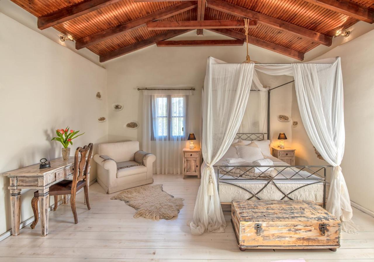 Verekinthos Villas - Pool, Hot Tub, Bbq, Kids Playground, Stunning Mountain Views Yerolakkos Екстер'єр фото